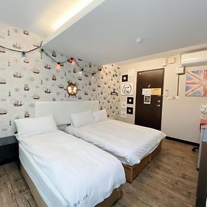 Triple Room Bath